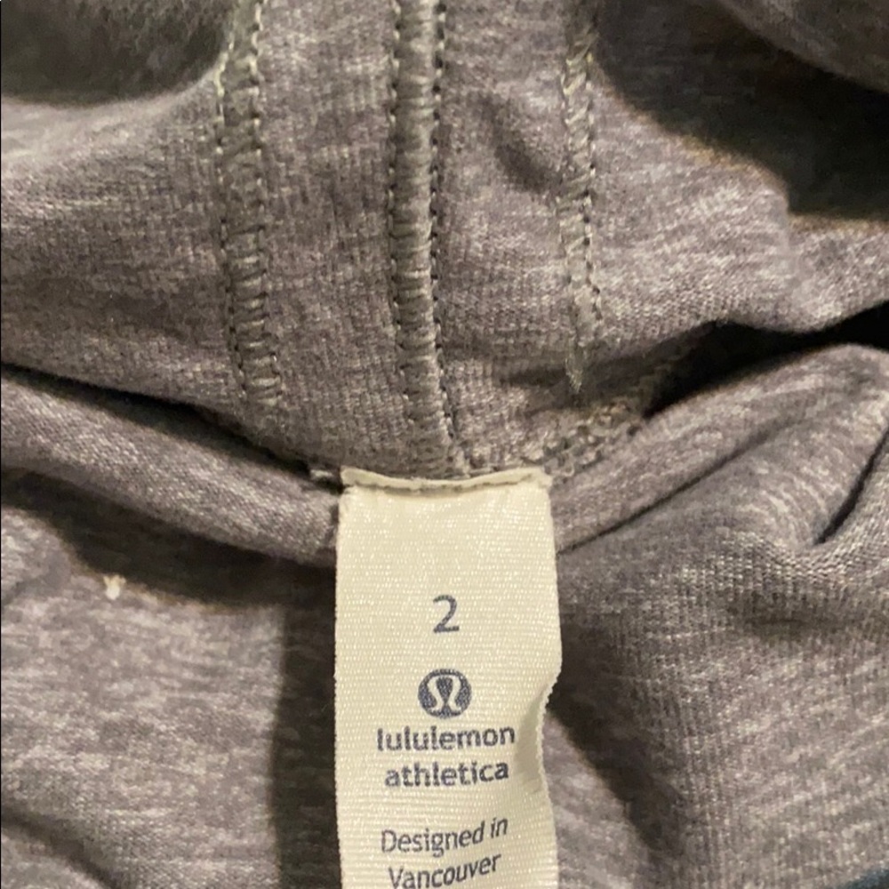 Lululemon Turtle Neck Pull Over - Picture 5 of 9